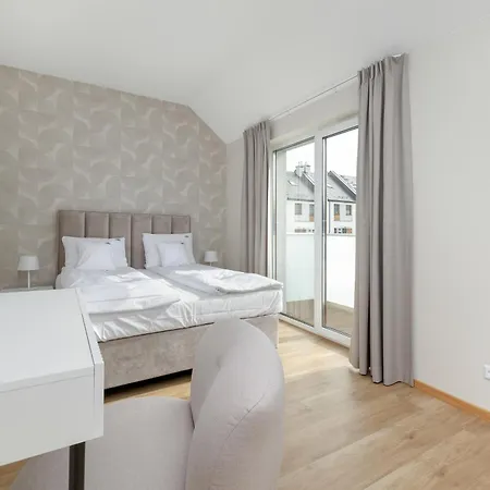 Sunny Hills - By Jantar *