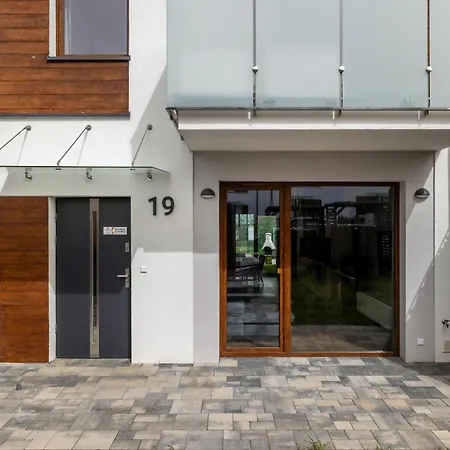 Sunny Hills - By Jantar