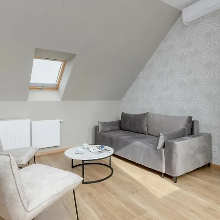 Sunny Hills - By Jantar